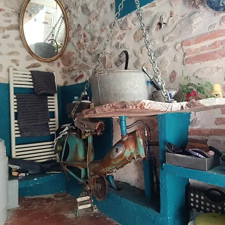 Patio Et Vintage, Atypique Et Cosy Ponteilla